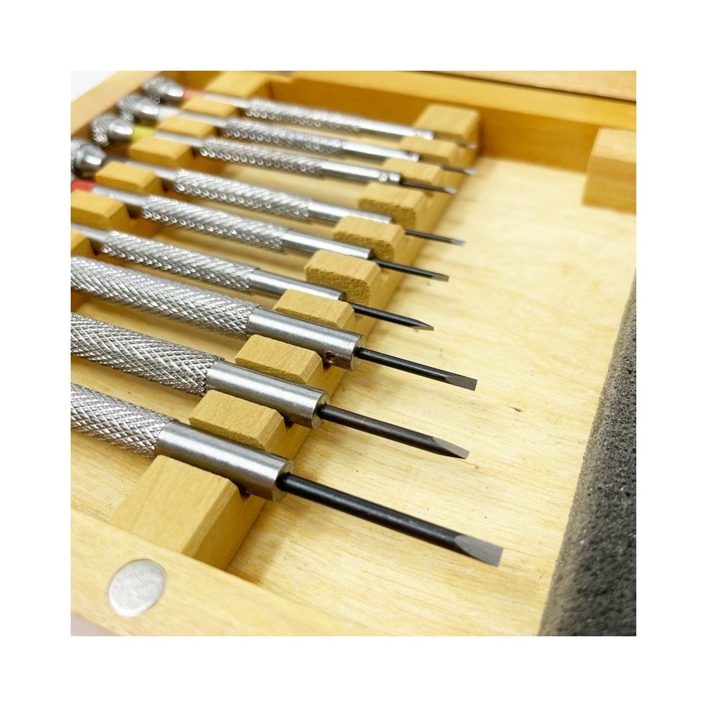 Screwdriver Set of 9 in Storage Box