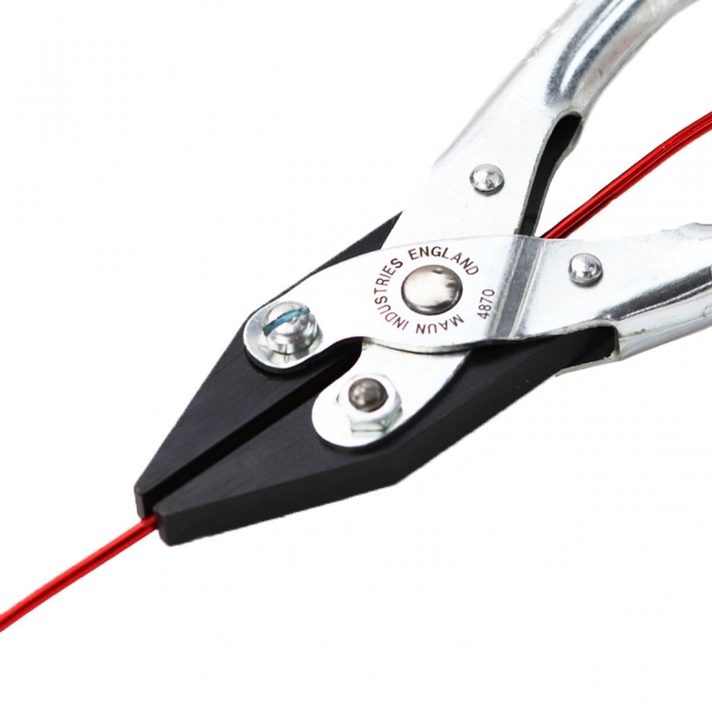 Maun Flat Nose Parallel Pliers 160mm Smooth Jaws