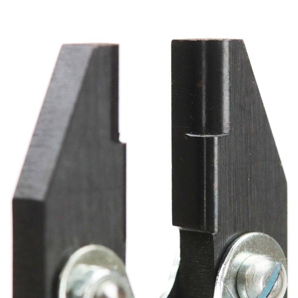 Maun Smooth Jaws Parallel Plier With 2-Step Curved Edges 125mm