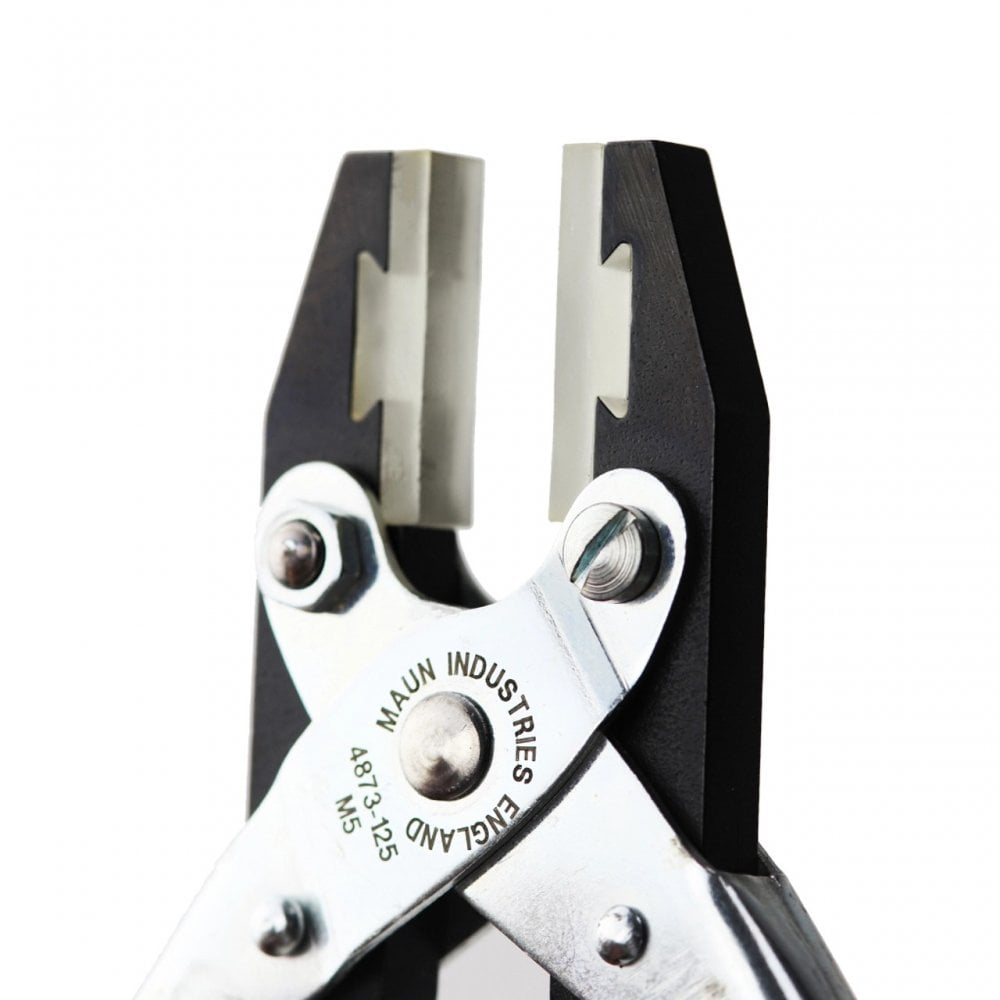 Maun Flat Nose Soft Plastic Jaws Plier 125mm