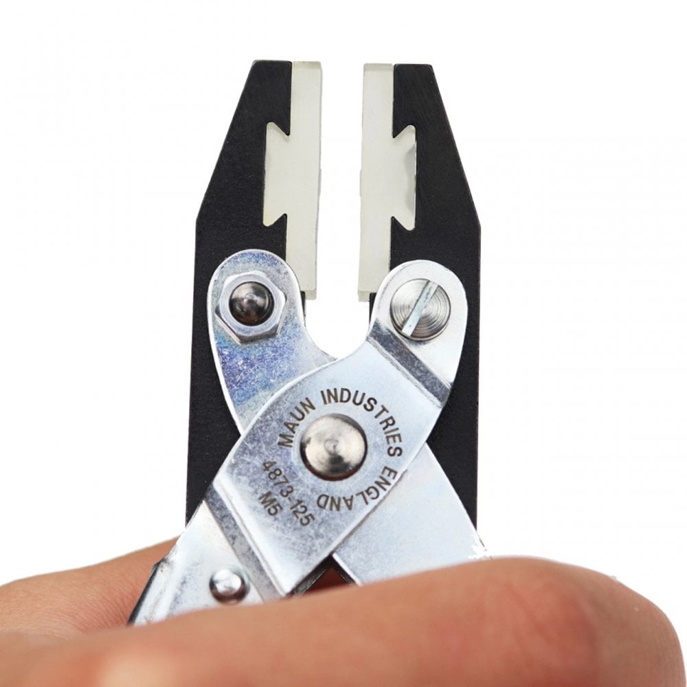 Maun Flat Nose Soft Plastic Jaws Plier 125mm