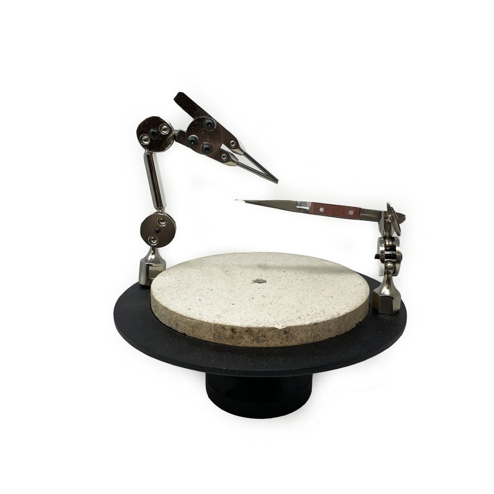 Rotating Soldering Station With Third Hands