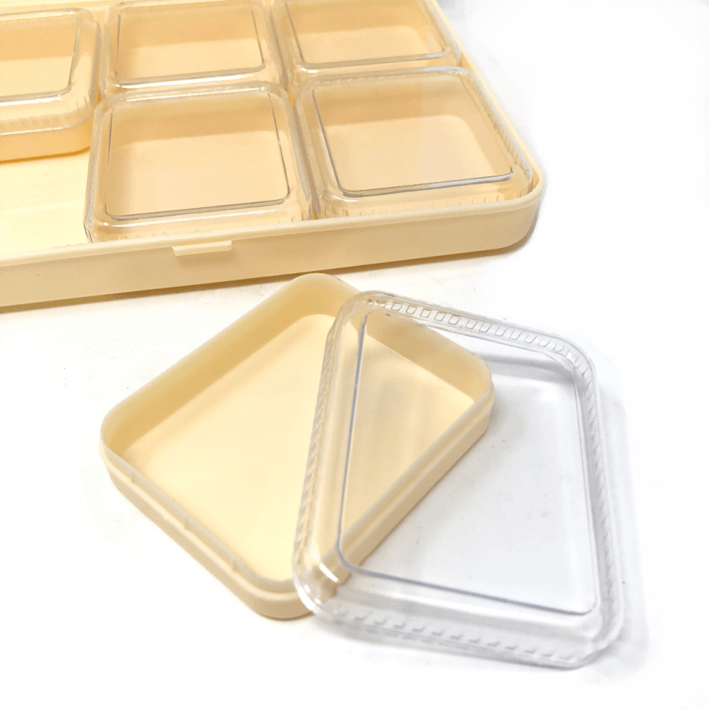 6 Plastic Storage Boxes Rectangular