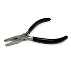 Flat Nose Pliers with Serrated Jaws, 130mm