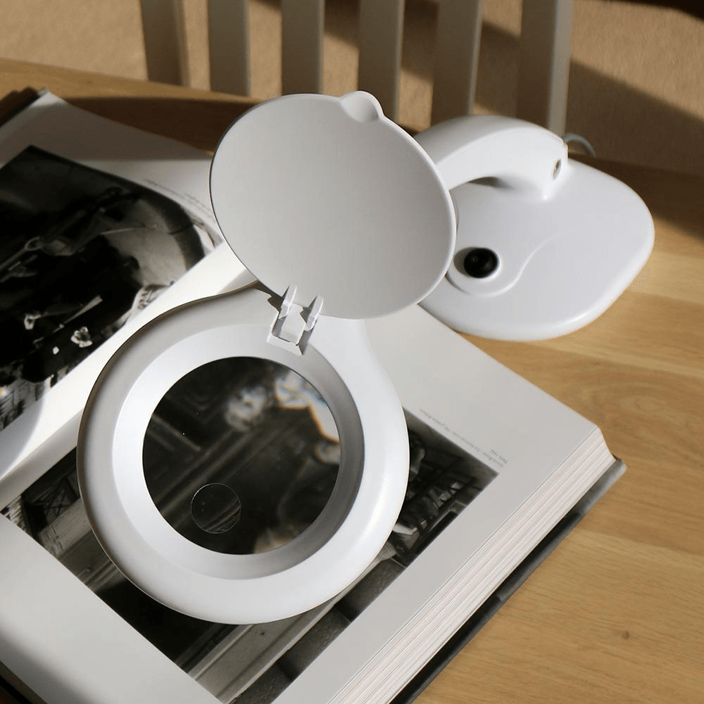 Lifemax Magnifying Table Lamp - Black