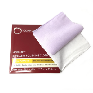 Connoisseurs Gold Jewelry Polishing Cloth Cleans and Polished Gold